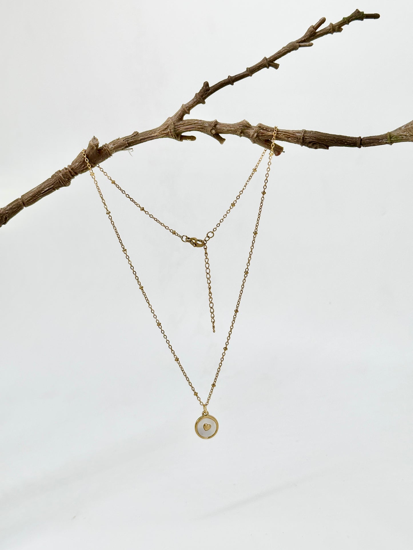 Fine necklace with heart pendant