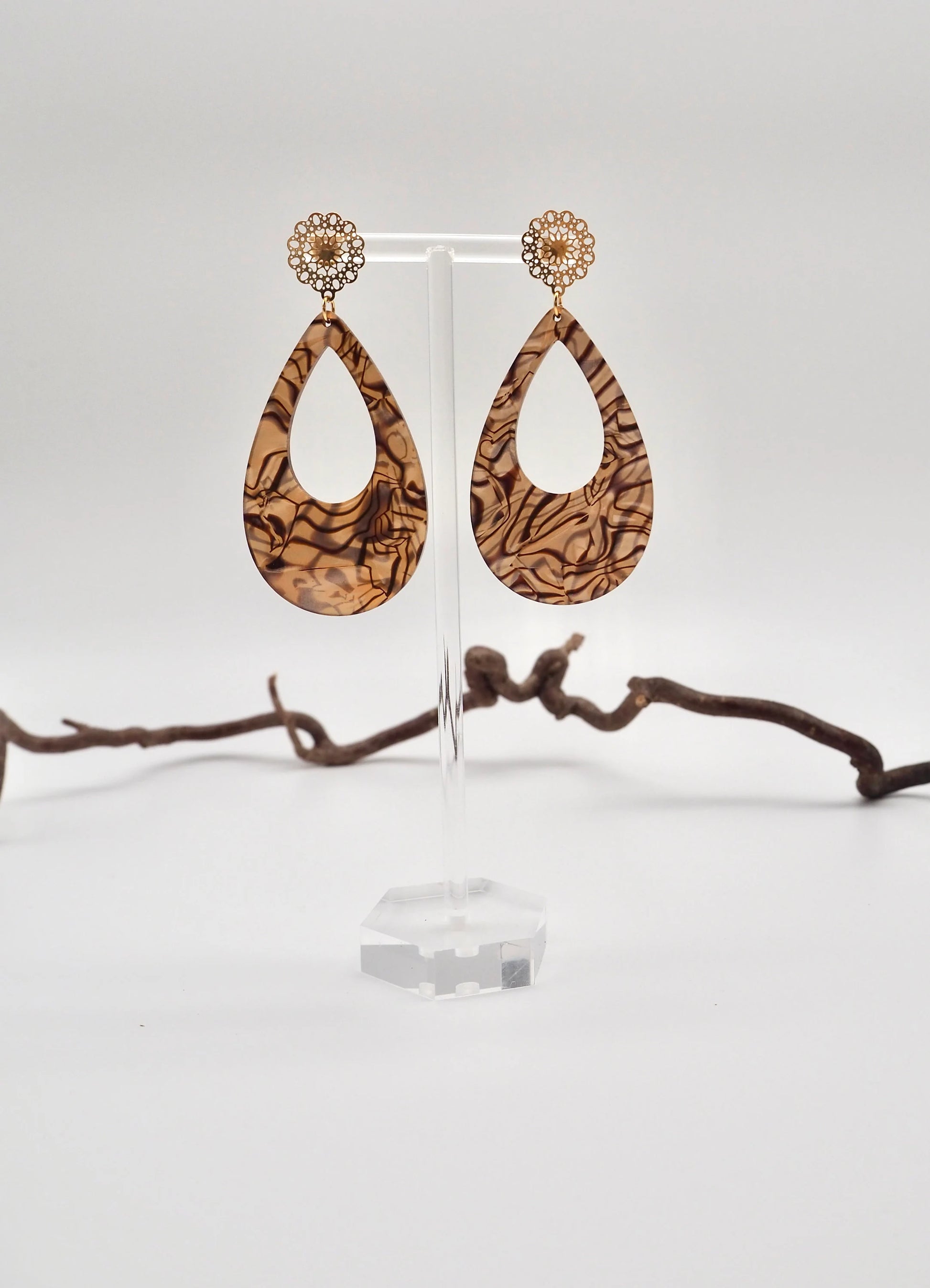 Ohrringe Tropfenform gemustert