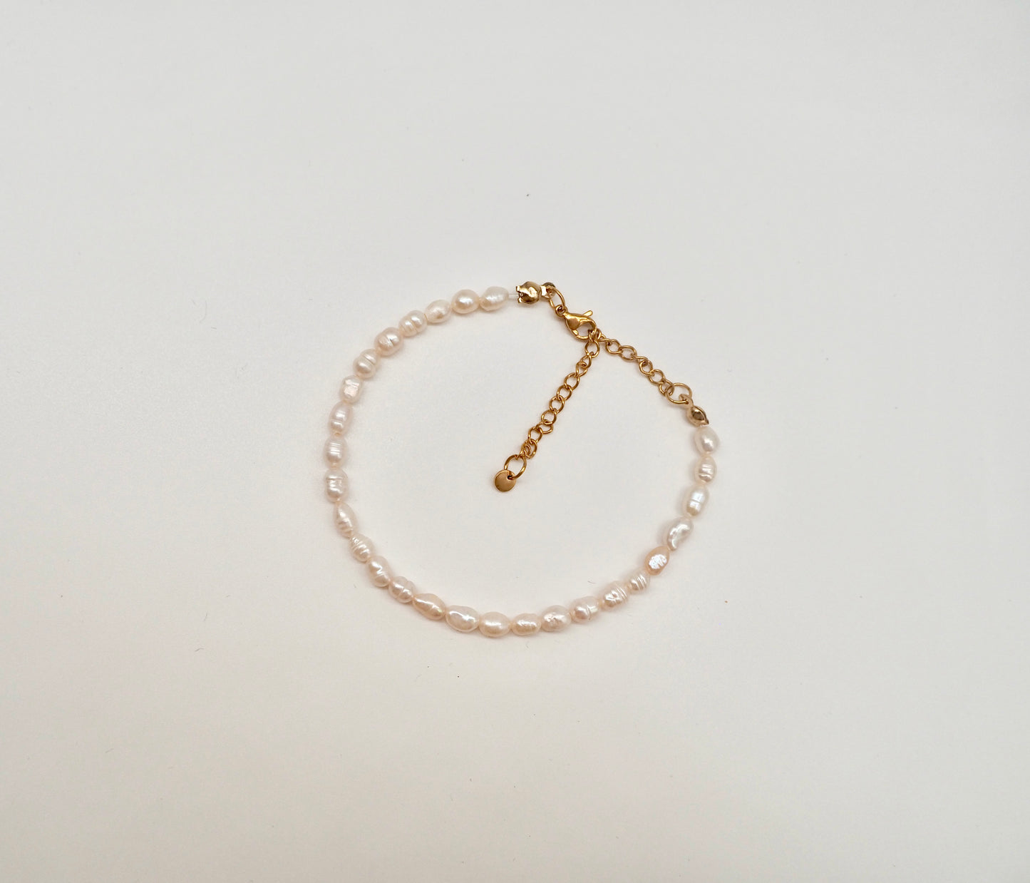 bracelet with freshwater pearls