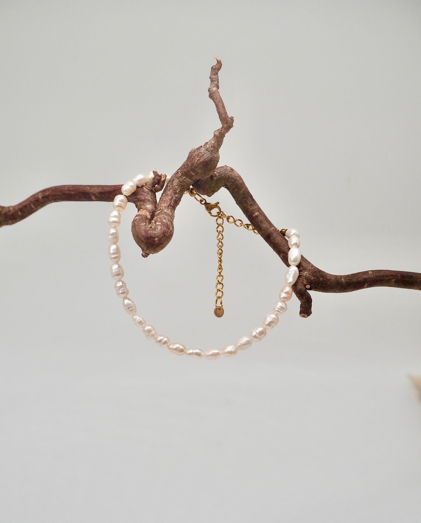 bracelet with freshwater pearls