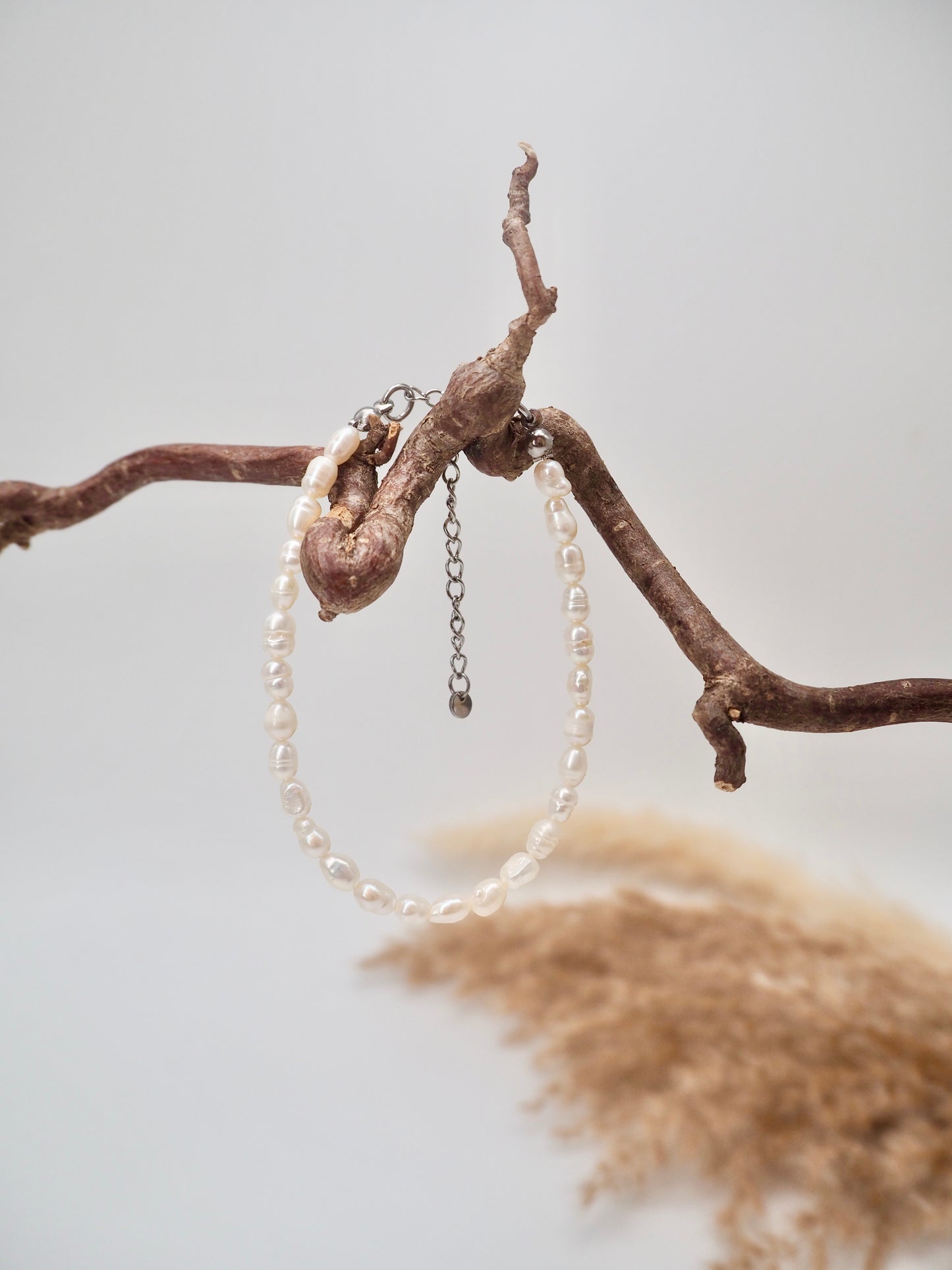 bracelet with freshwater pearls