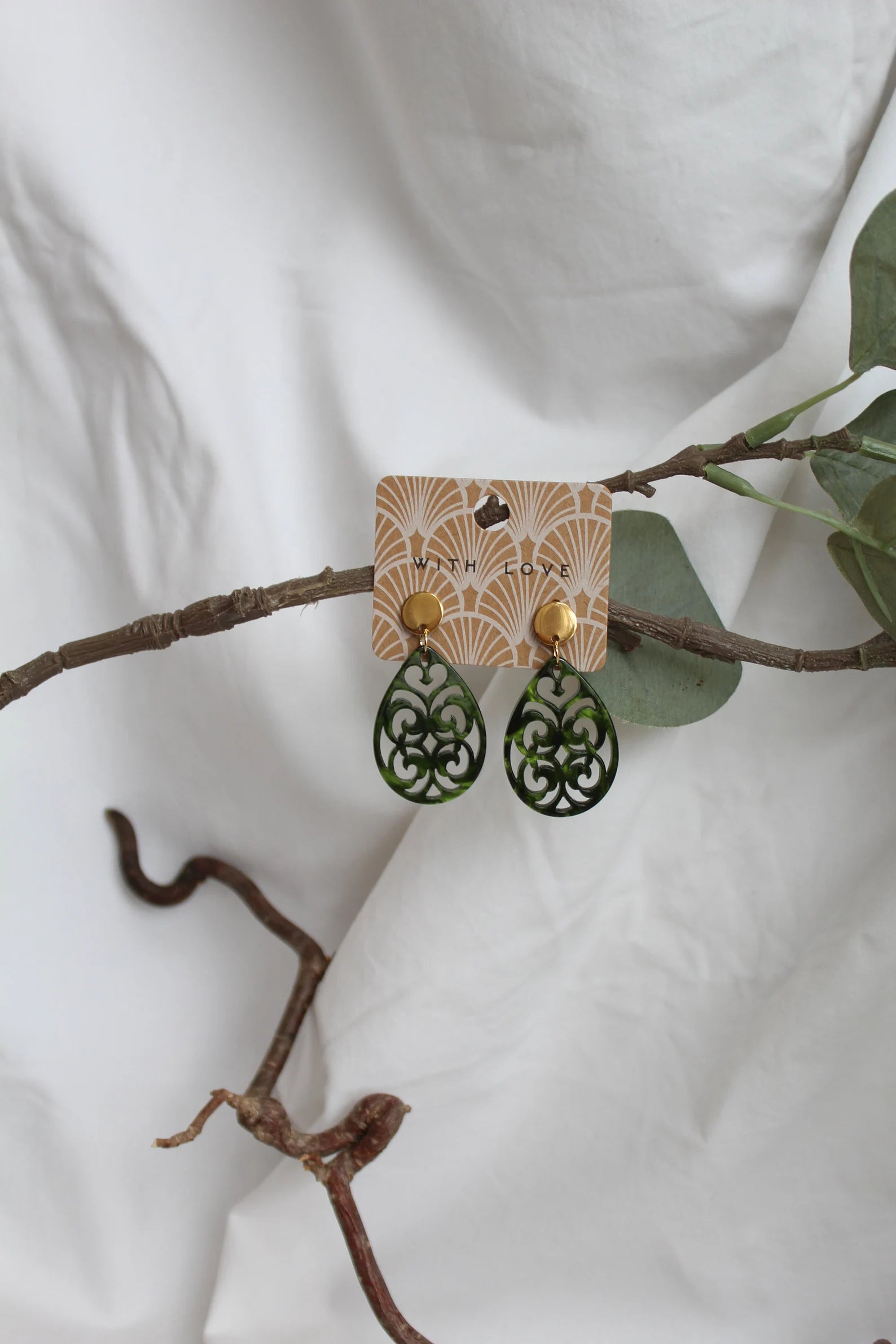 Tropfenform_dunkelgruen